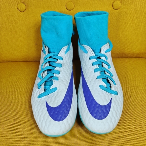 EUC Nike Hypervenom Phantom 3 Academy Athletic White Blue Soccer Cleats Men\'s 8 main image 4